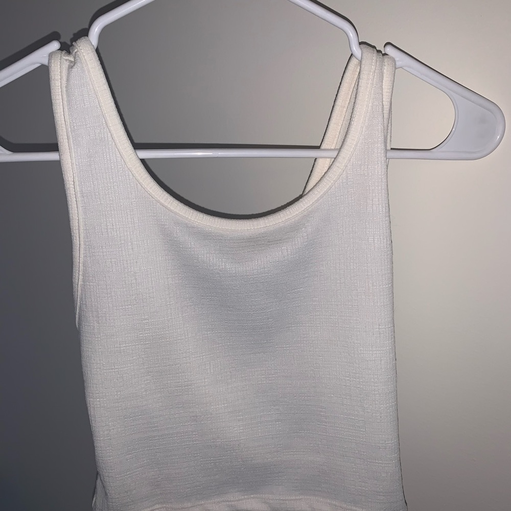 Roxy white crop top size M